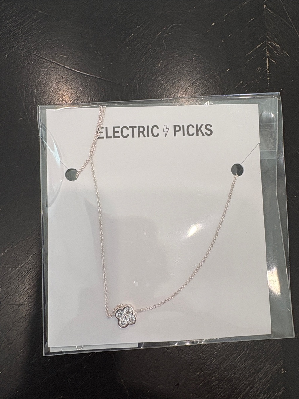 ELECTRIC PICKS silver Clover Pendant Necklace